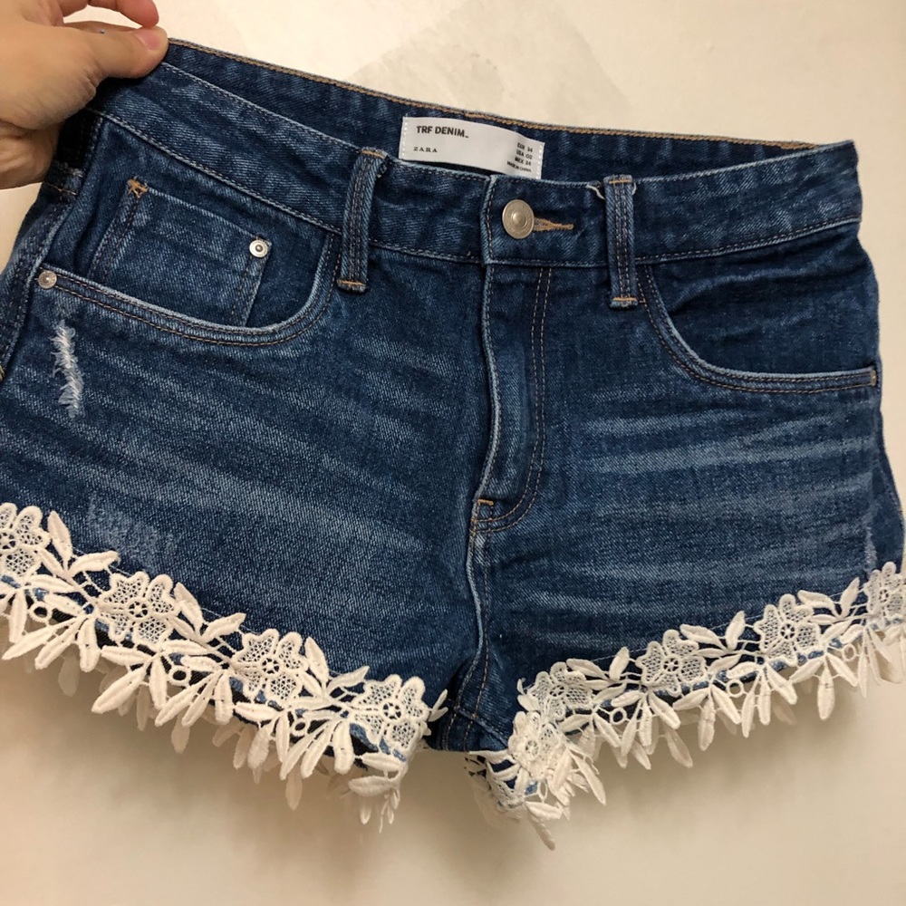 Lace denim shorts